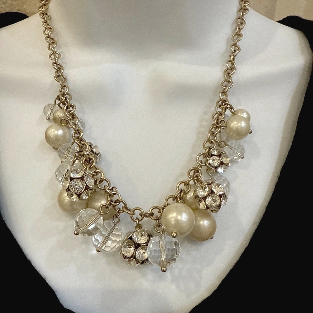 Banana Republic Faux Pearl Crystal‎ Rhinestone Cluster Statement Necklace 19.5"